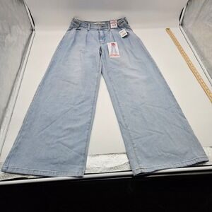 Celebrity Pink Adjustable Waist Wide Leg Jeans Light Wash Denim Size 9/29 NEW
